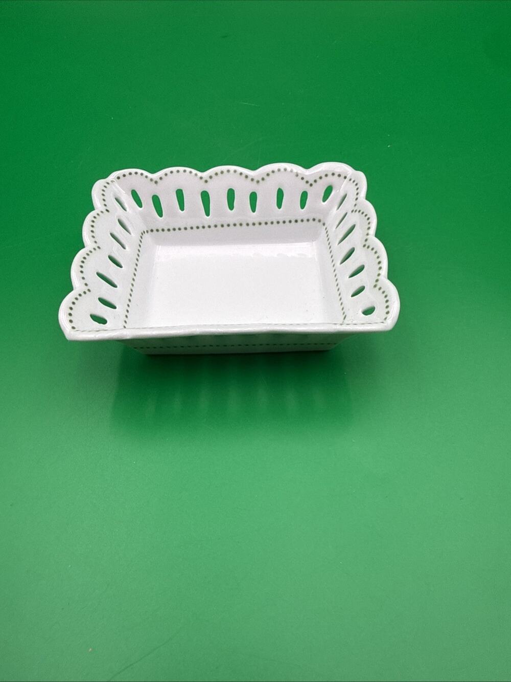 Andrea by Sadek Williamsburg Reticulated Porcelain Trinket Dish White Green Dot